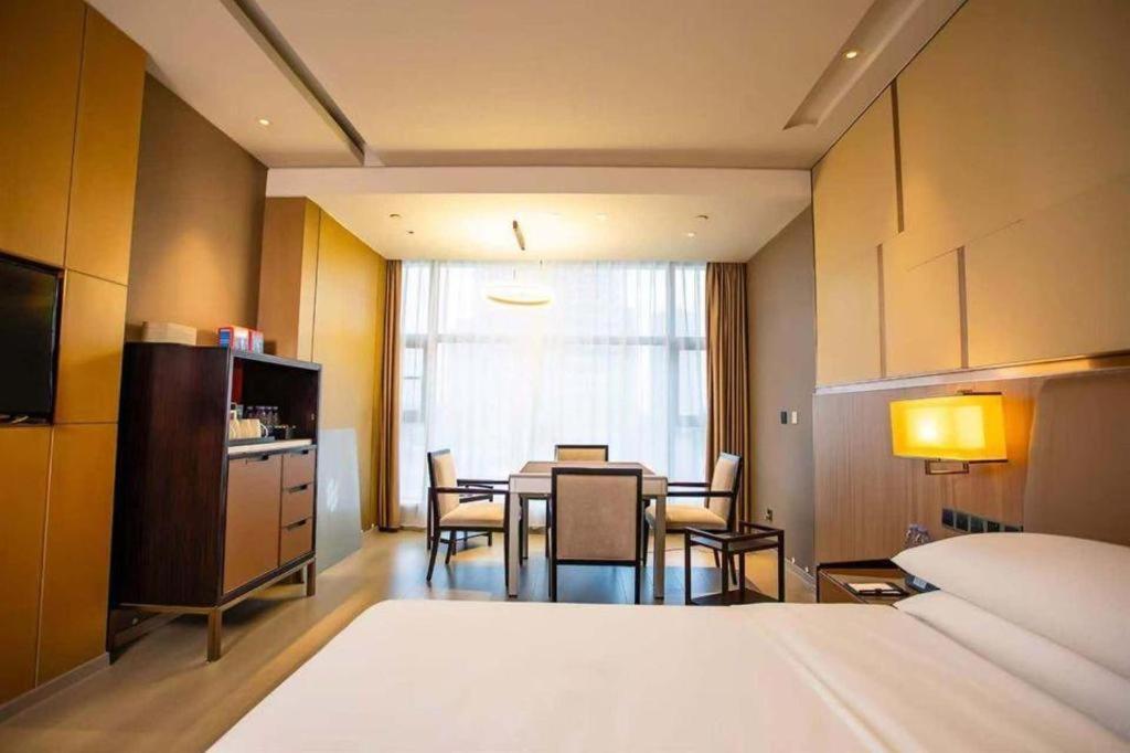 The Qube Hotel Xiangyang Xiangyang  Εξωτερικό φωτογραφία